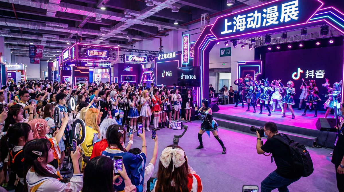 大奶子短视频与cosplay视频